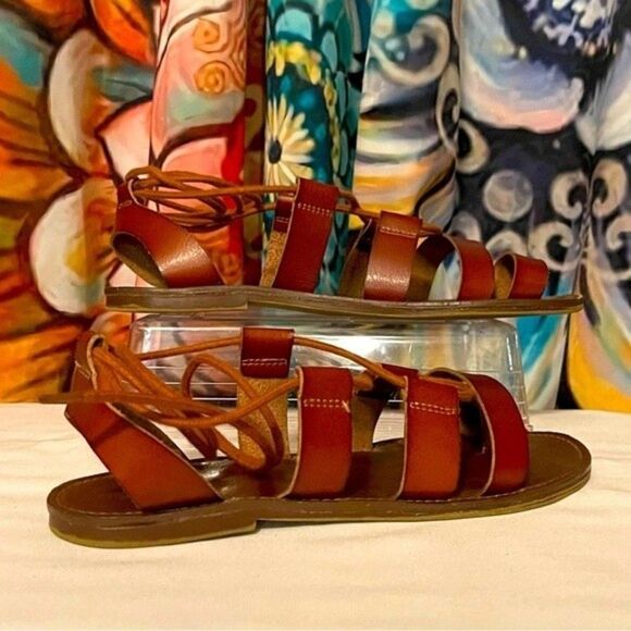 Mossimo Sandals - Picture 6 of 8